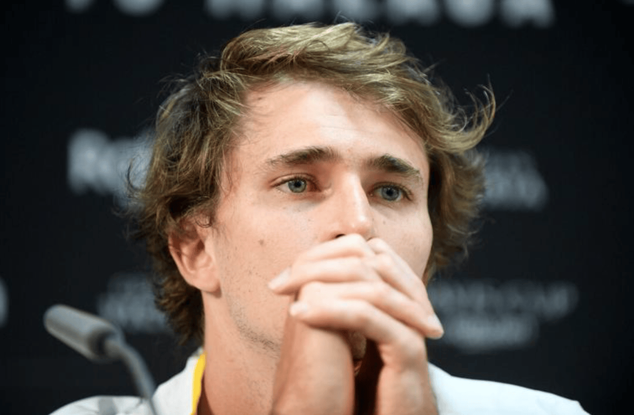 戴维斯杯险胜美网，兹维列夫扛起全队