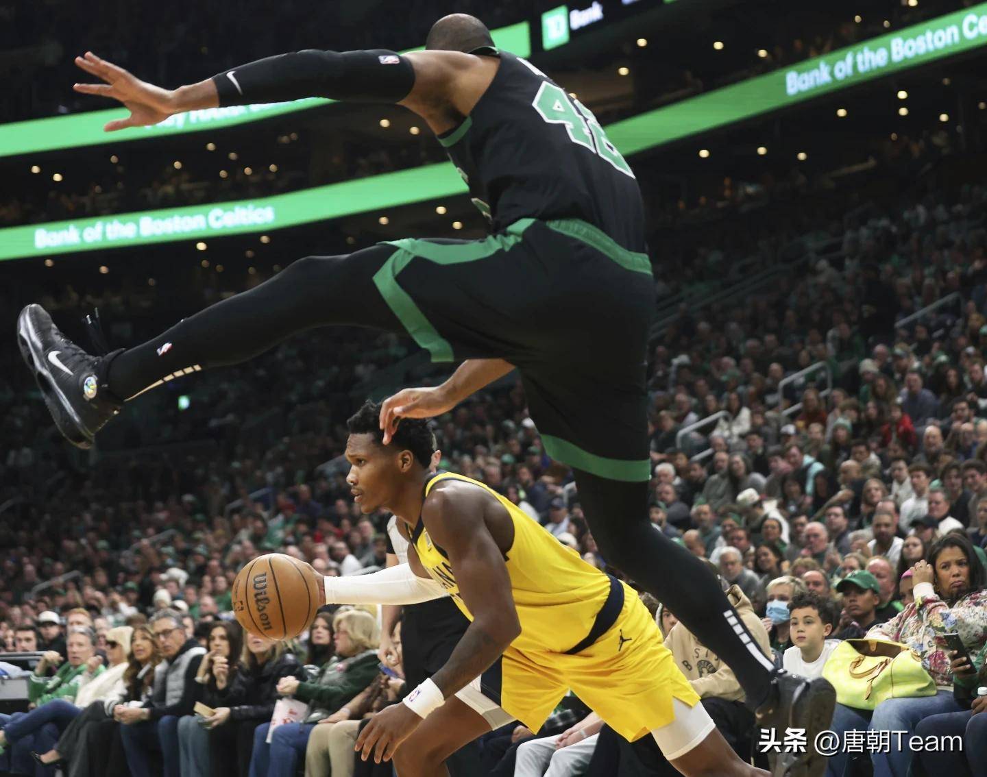 步行者险胜魔术，塔图姆惊艳四座