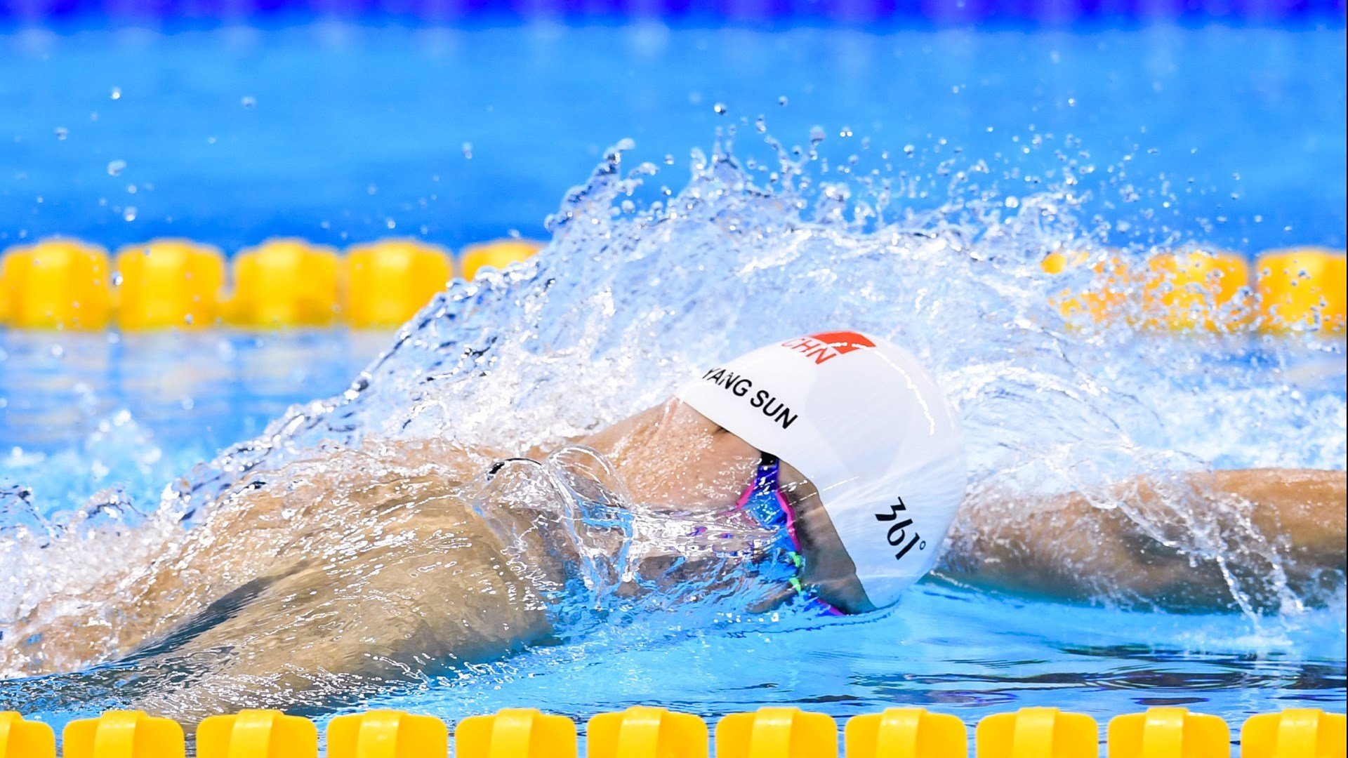 上海队打穿爵士，英格拉姆成为关键先生